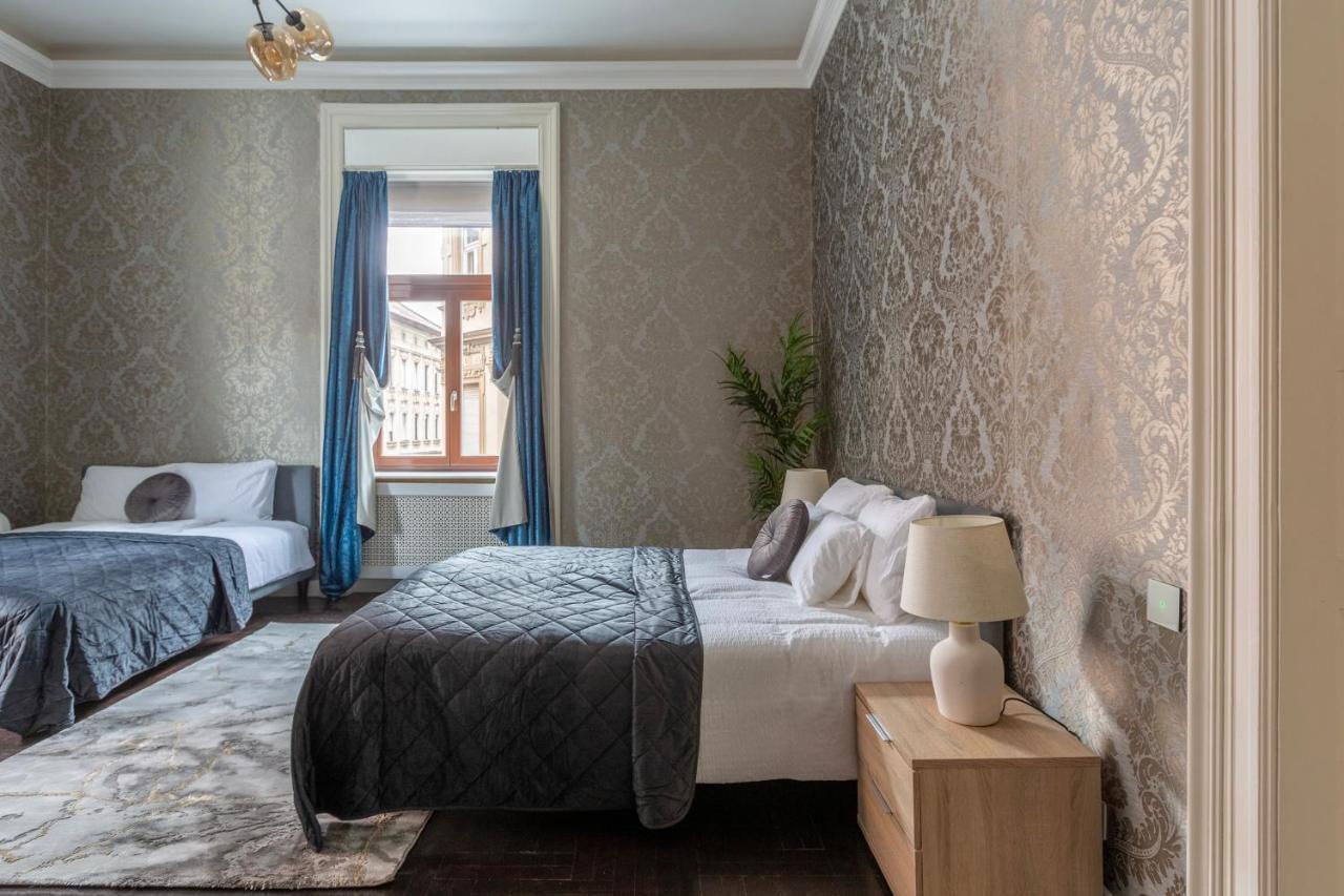 Luxury Apartment With Balcony Next To The New York Cafe Budapest Kültér fotó